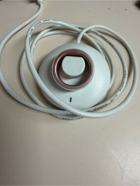 White Smart Wearable Ring Charger Dock with Rose Gold Accent